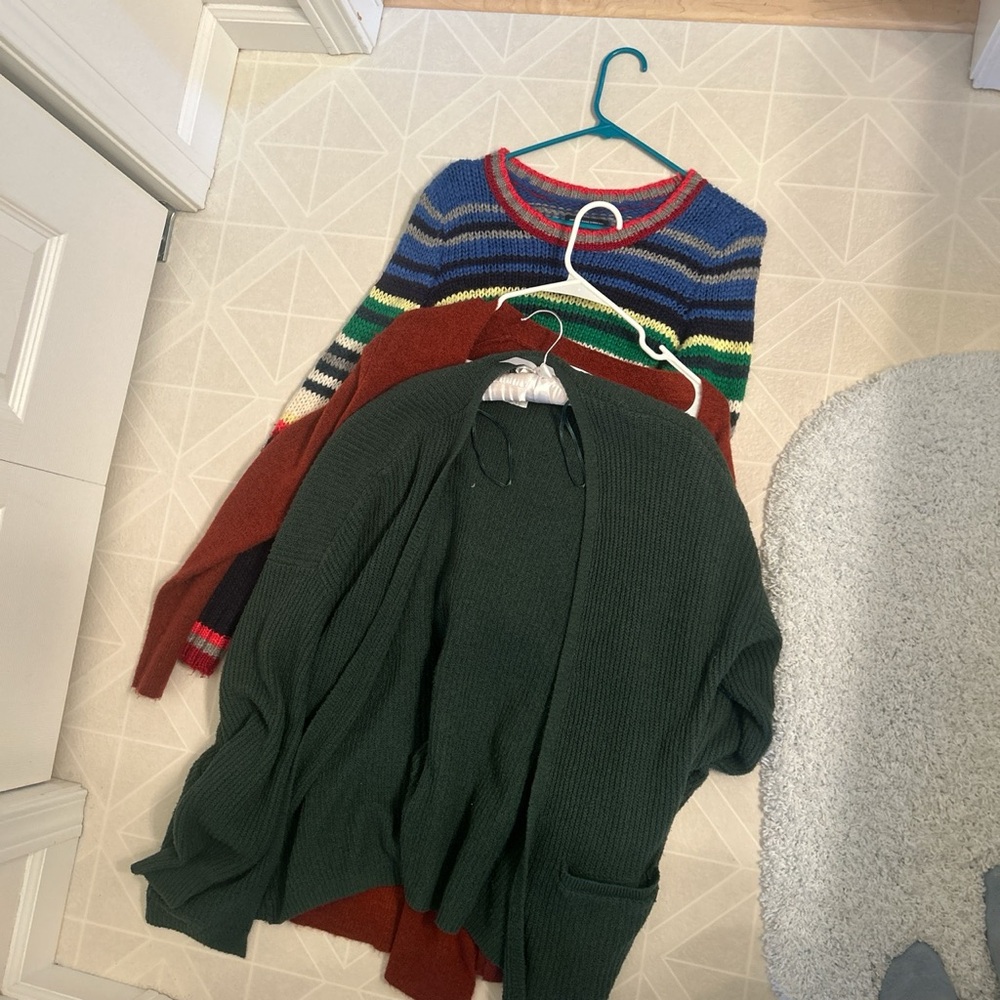 Sweater bundle of 3